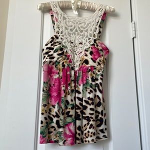 Boston Proper Top size small